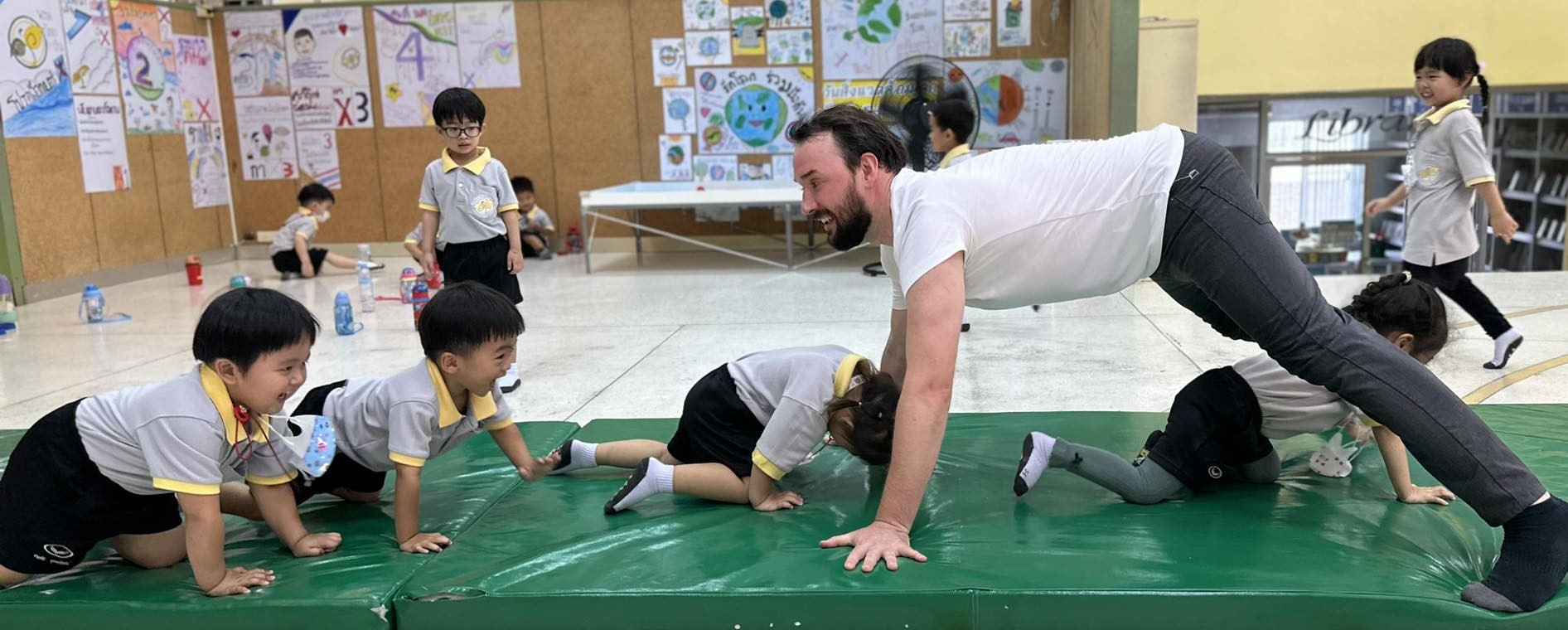 Teaching in Thailand classroom experience